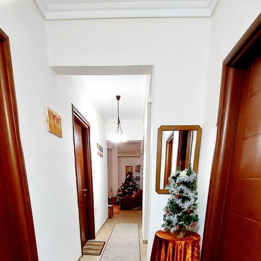 "Home Sweet Home" 3 Bedrooms Big House 110M Free Indoor Parking! เทสซาโลนิกิ ภายนอก รูปภาพ