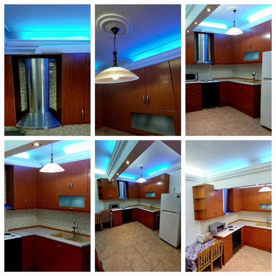 "Home Sweet Home" 3 Bedrooms Big House 110M Free Indoor Parking! เทสซาโลนิกิ ภายนอก รูปภาพ
